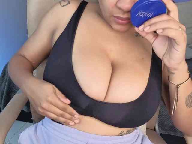 Nicolle-mariee webcam