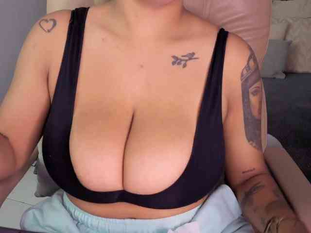 Nicolle-mariee webcam