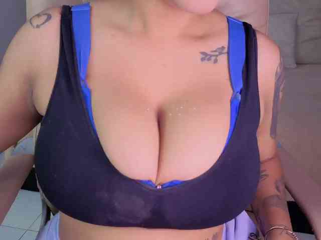 Nicolle-mariee webcam