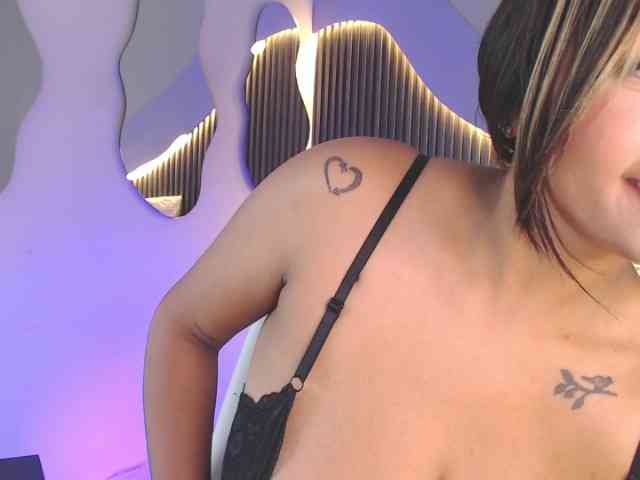 Nicolle-mariee webcam