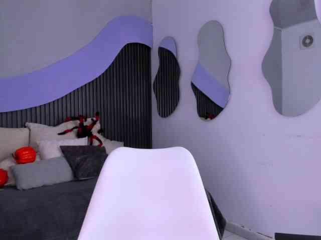 Nicolle-mariee webcam