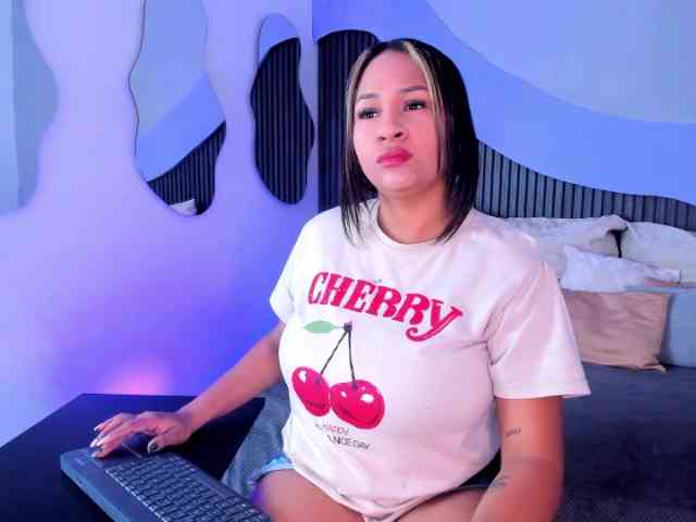 Nicolle-mariee webcam