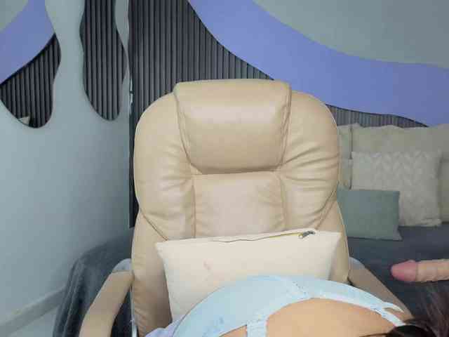 Nicolle-mariee Nicolle-mariee