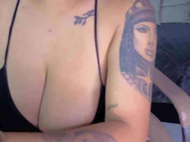 Nicolle-mariee webcam