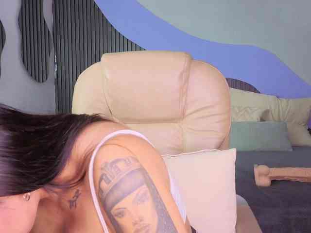 Nicolle-mariee webcam