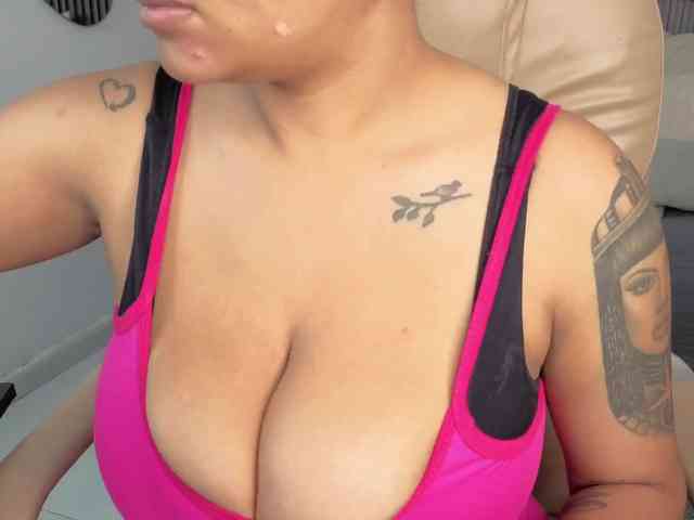 Nicolle-mariee webcam