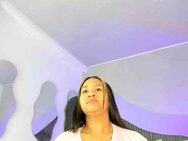 Nicolle-mariee webcam