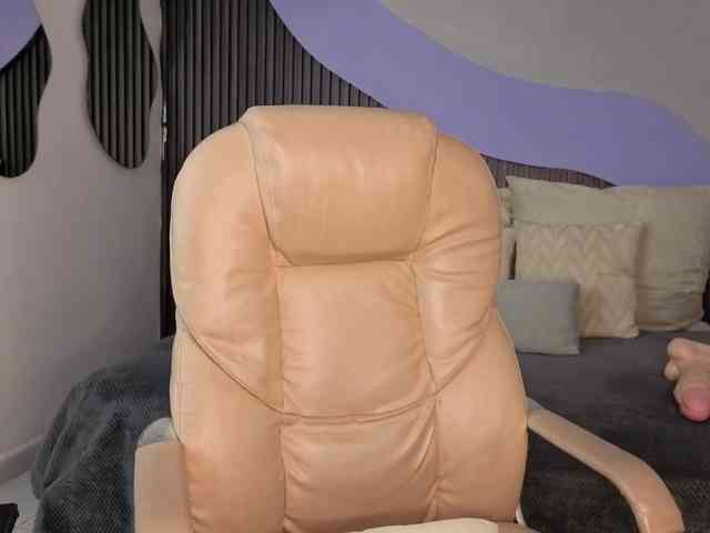 Nicolle-mariee Nicolle-mariee