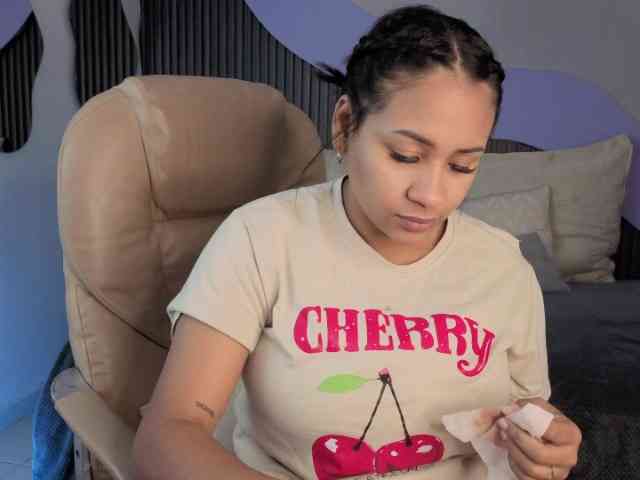 Nicolle-mariee webcam