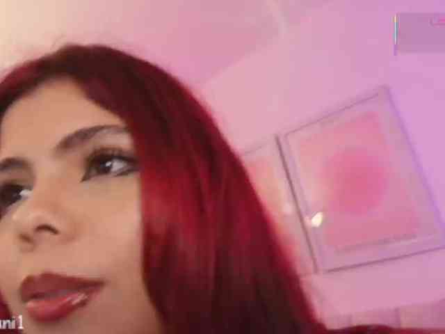 striptease web cam Gisell1