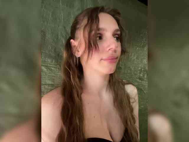 online cam2cam KisaZlo