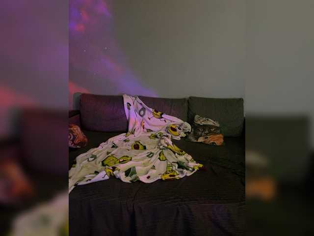 le modèle OlesyaLesha est en webcam porno dans un show sur le site bongacams, il possède les tags suivants: White/Caucasian,Brunette,Hairy