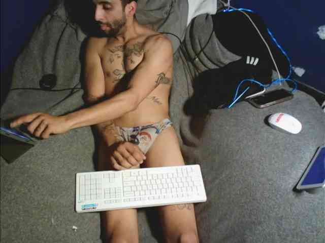 JimmyZDick92 JimmyZDick92