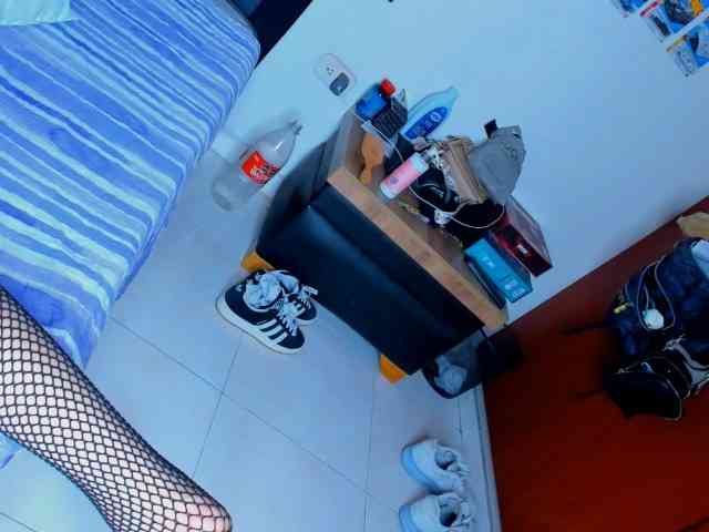 LiliandAdam webcam