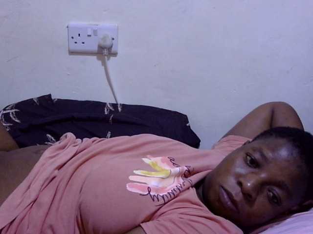 Cute-adiyaa webcam