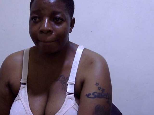 Cute-adiyaa webcam bongacams model stream image