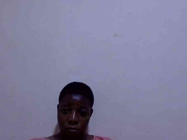 Cute-adiyaa webcam
