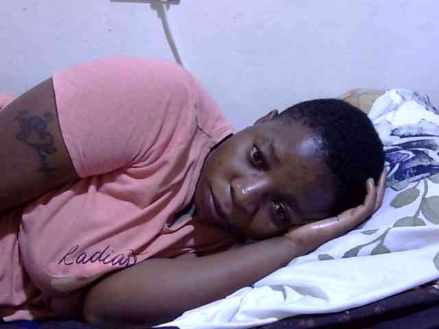 Cute-adiyaa webcam