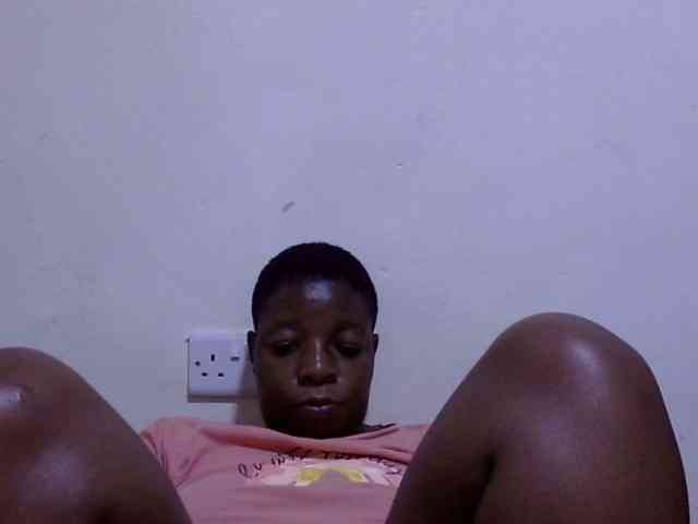 Cute-adiyaa webcam