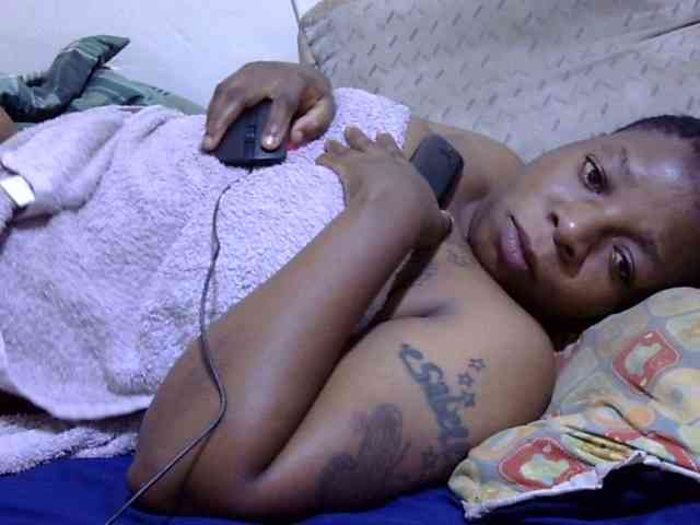 free chat Cute-adiyaa