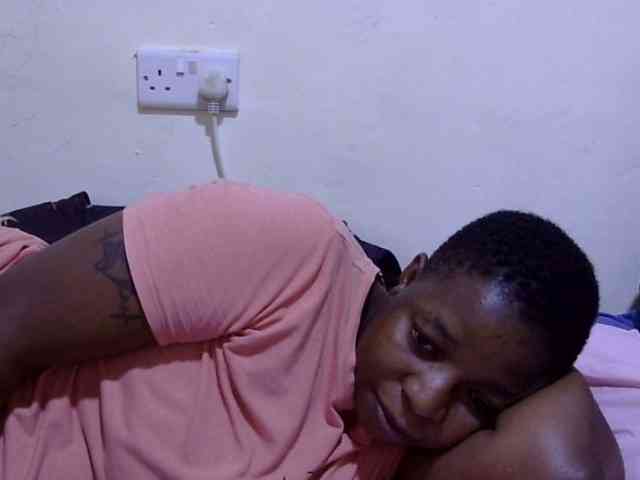 Cute-adiyaa webcam