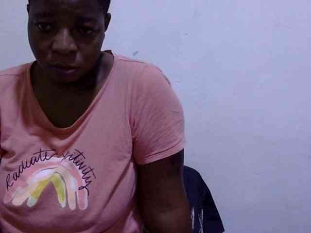 Cute-adiyaa webcam