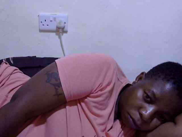 Cute-adiyaa webcam