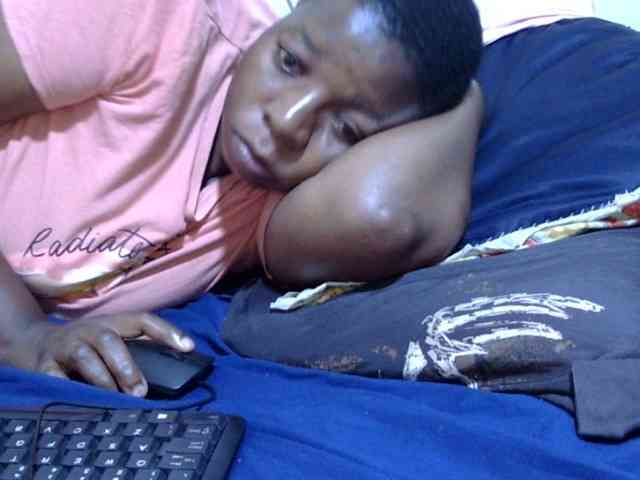 Cute-adiyaa webcam