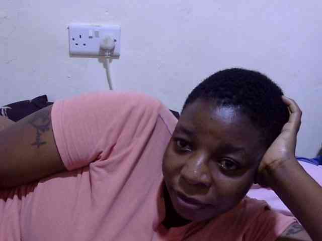Cute-adiyaa webcam