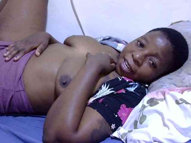 Cute-adiyaa webcam