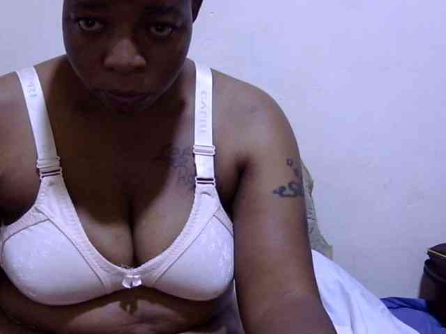 Cute-adiyaa webcam