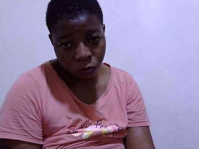 Cute-adiyaa webcam