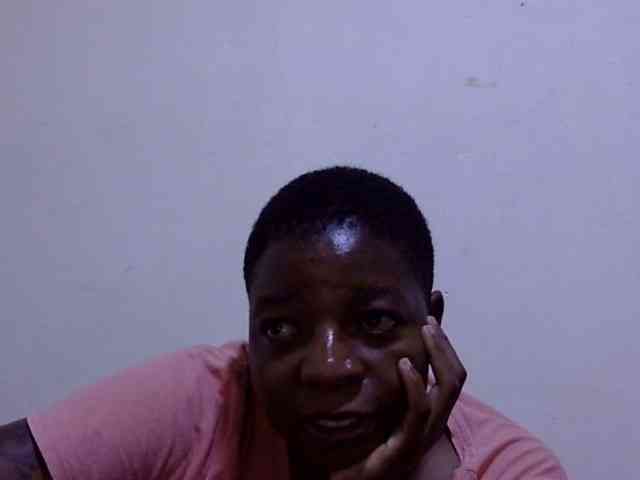 Cute-adiyaa webcam