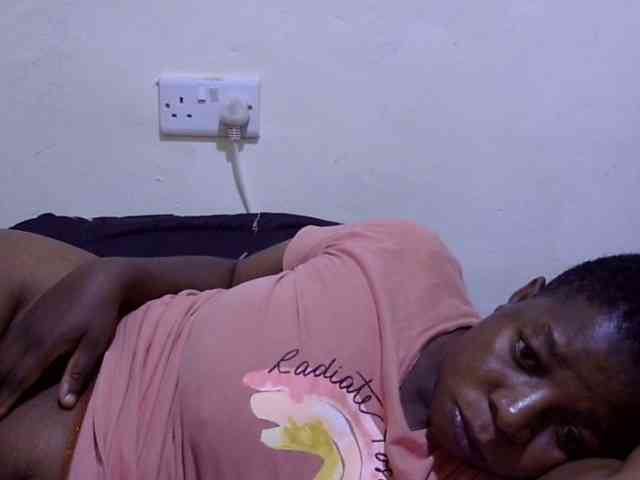 Cute-adiyaa webcam