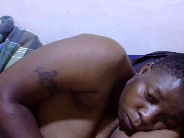 Cute-adiyaa webcam