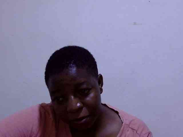 Cute-adiyaa webcam