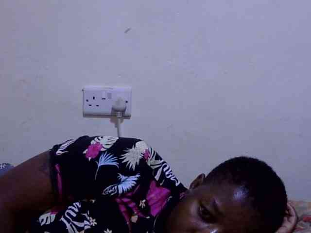Cute-adiyaa webcam