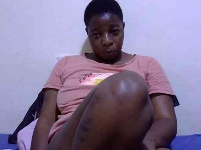 Cute-adiyaa webcam