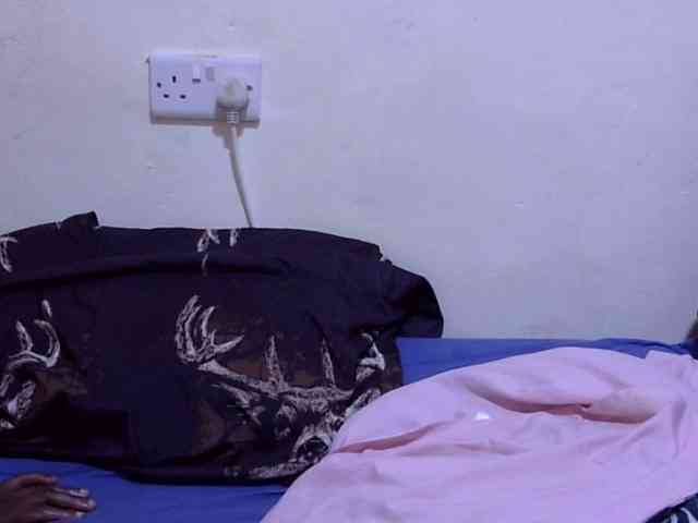 Cute-adiyaa webcam