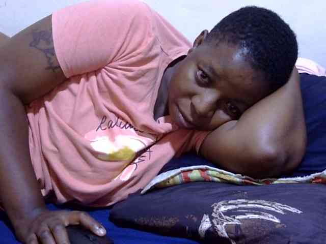 Cute-adiyaa webcam