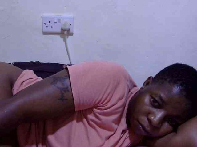 Cute-adiyaa webcam
