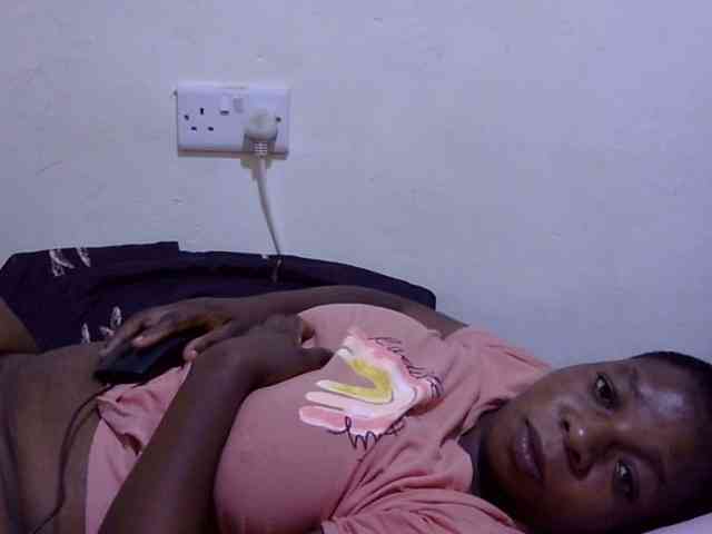 Cute-adiyaa webcam
