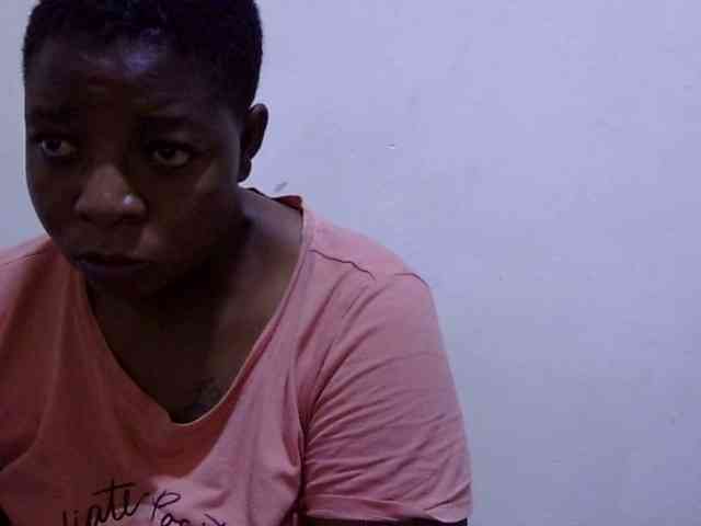 Cute-adiyaa webcam