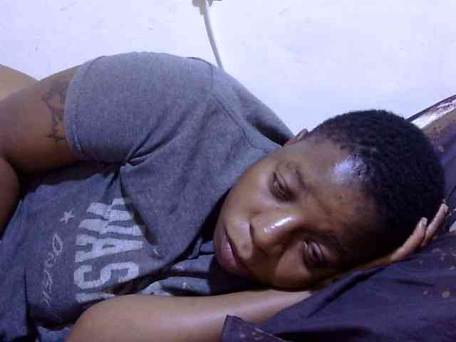 Cute-adiyaa webcam