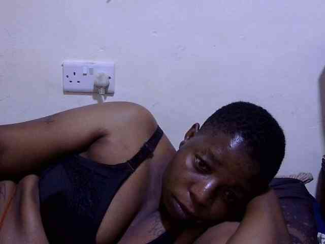 Cute-adiyaa webcam