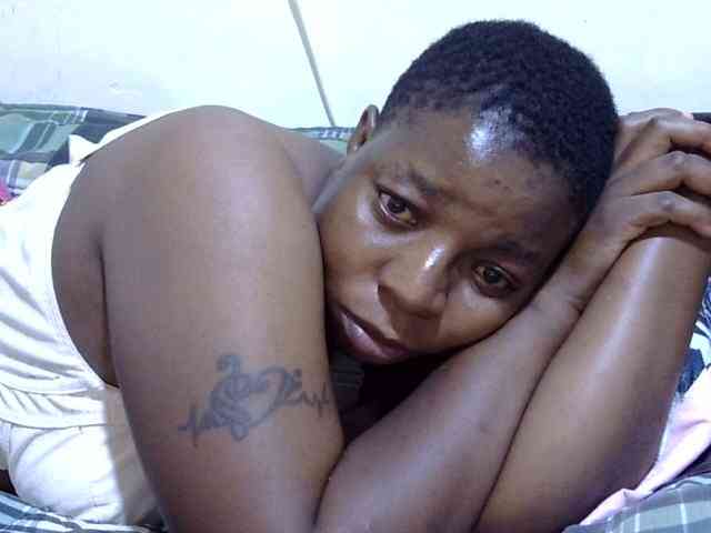 Cute-adiyaa webcam