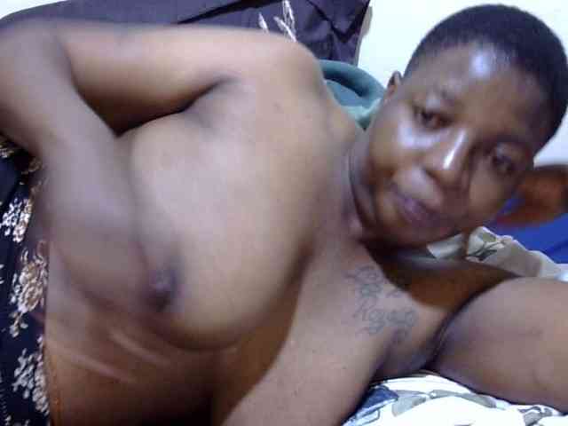 Cute-adiyaa webcam