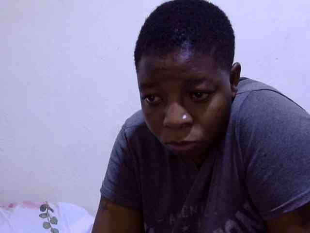 Cute-adiyaa webcam