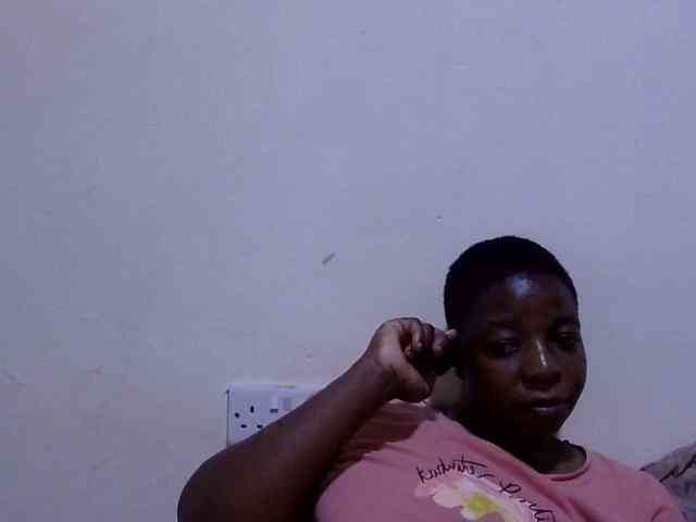 Cute-adiyaa webcam