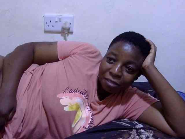 Cute-adiyaa webcam